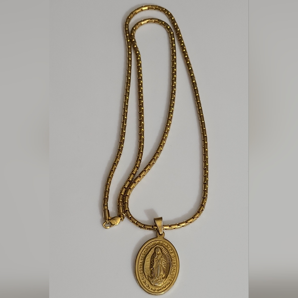Edforce Lady Guadalupe Virgin Mary Necklace Gold Chain Pendant Catholic Stainles